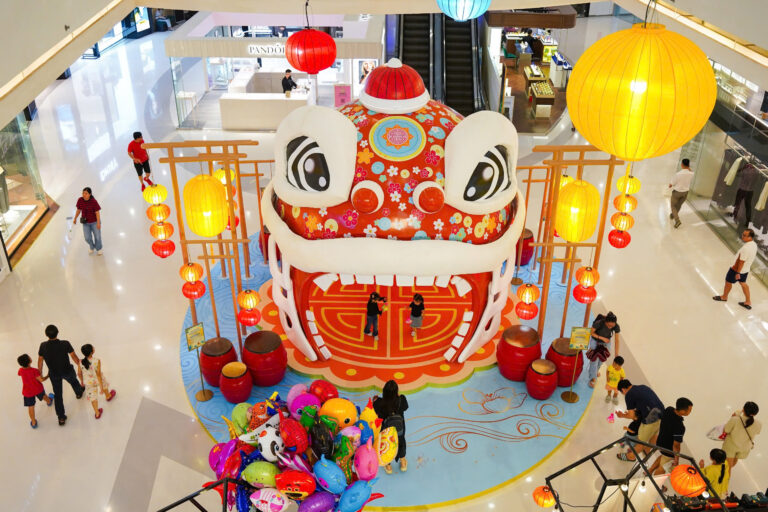 Không gian Trung thu lung linh tại Crescent Mall